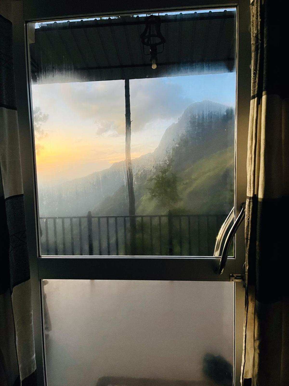 Belmount Ella Hotell Exteriör bild